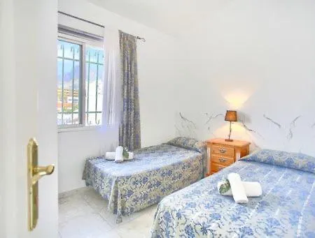 Beach Playa Las Americas, Palo Blanco 3 *